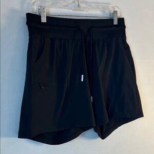Zyia Active Black Lightweight Athletic Elastic Waist Shorts. Sz L
